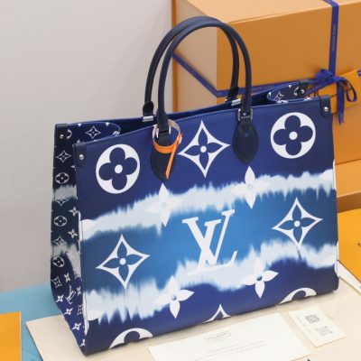 Louis Vuitton Escale OnTheGo GM Tie Dye Rouge Blue