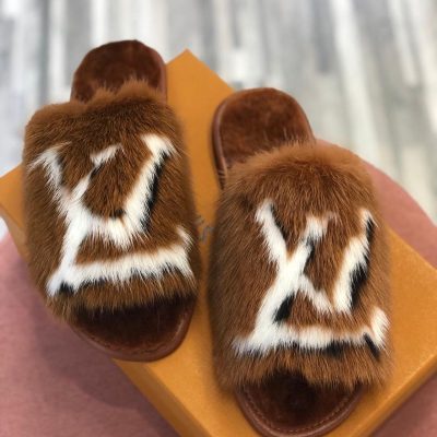 Louis Vuitton Women Homey Fluffy Flats