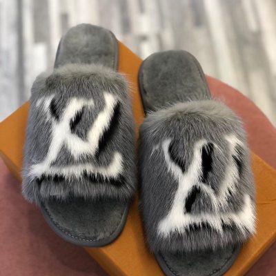 Louis Vuitton Women Homey Fluffy Flats