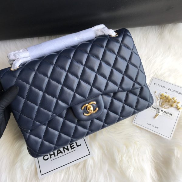 Chanel Classic Double Flap 30 Shoulder Bag Blue Golden Hardware - Image 2